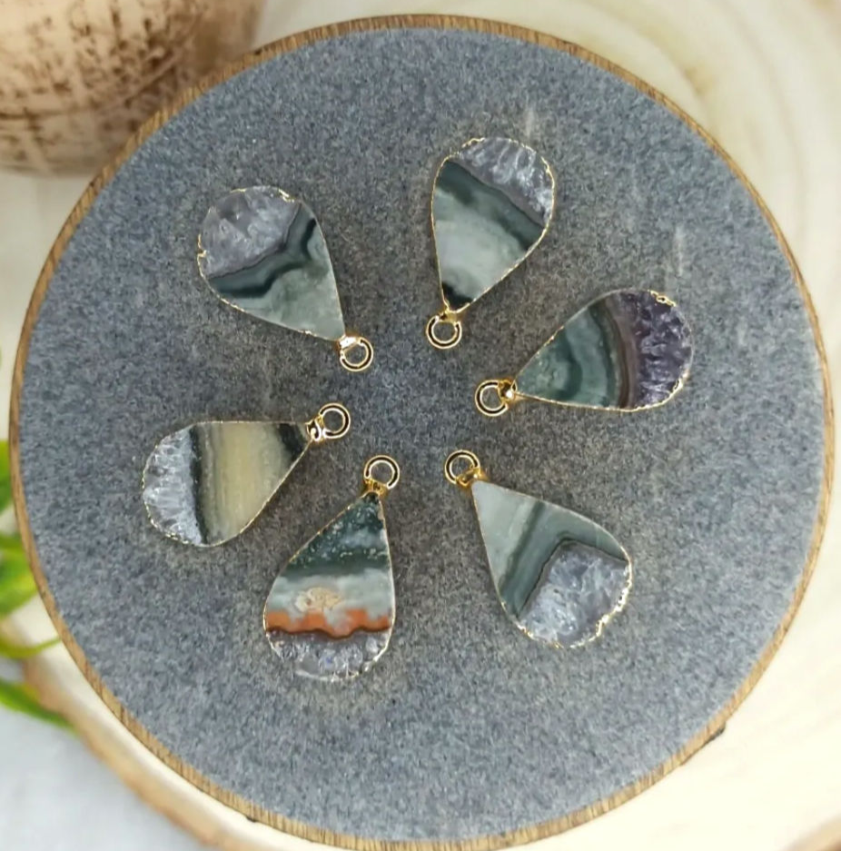 Amethyst Slice Teardrop (20 mm)