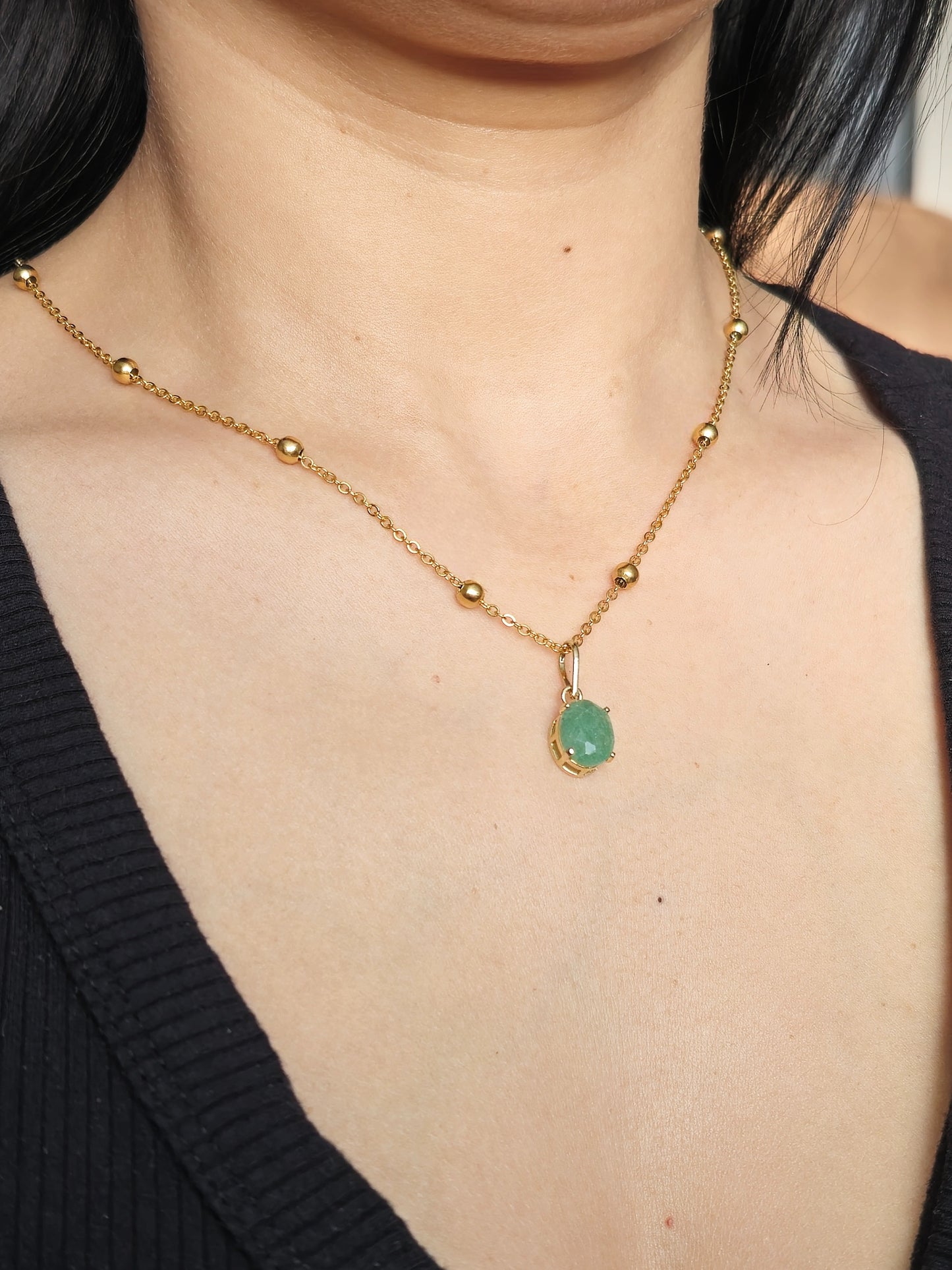 Dina Necklace Green Quartz Stone