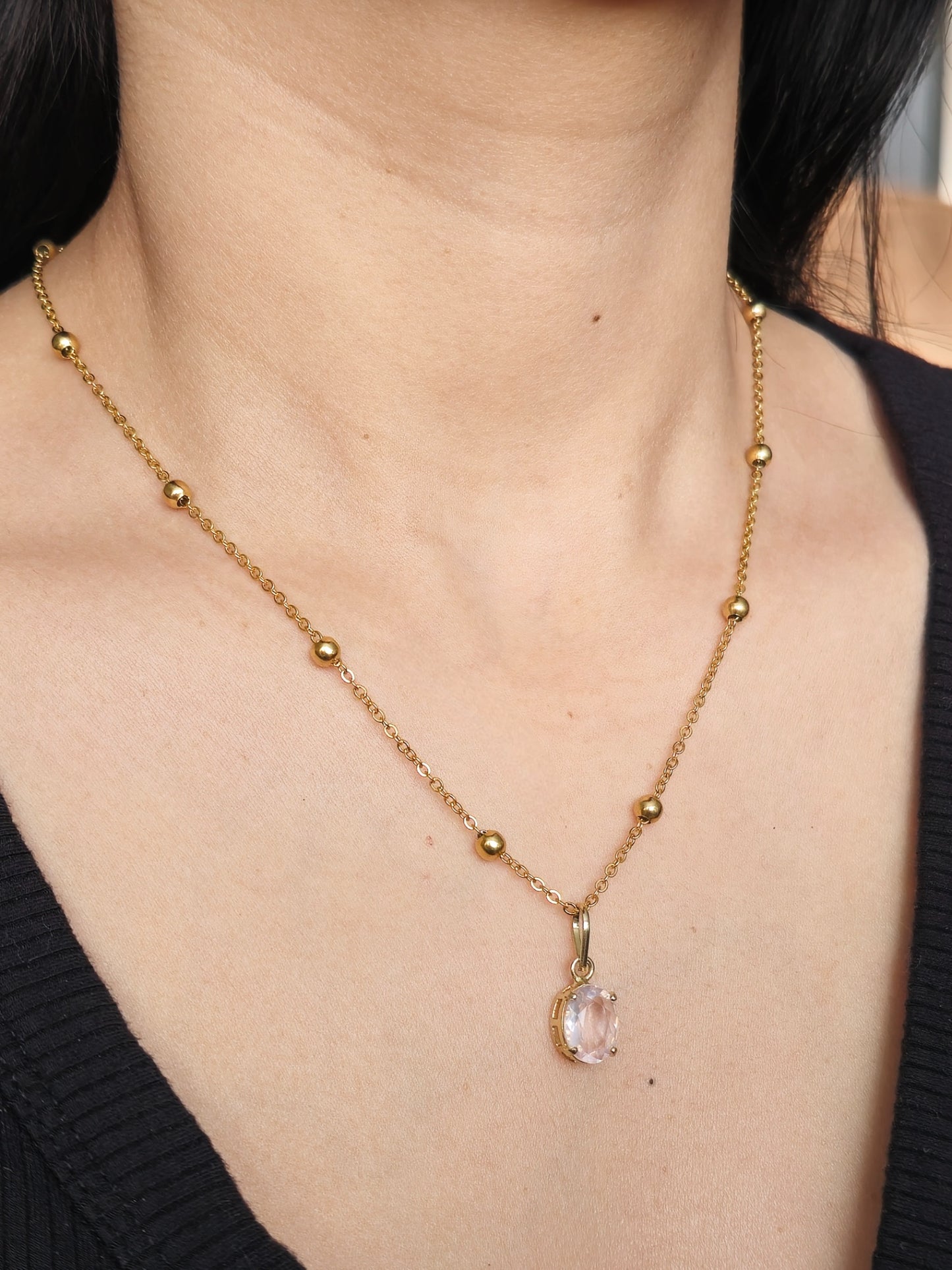 Dina Necklace Rose Quartz Stone