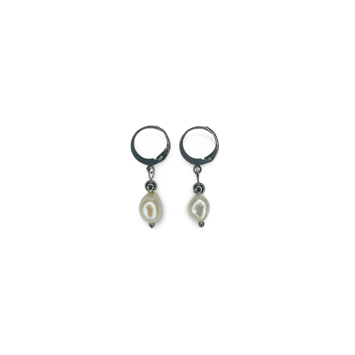 Hoops Earrings with Freshwater Pearl